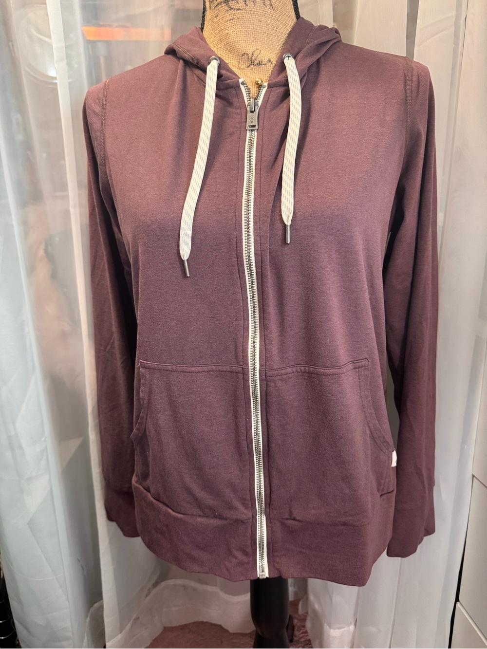 Women’s Vuori Halo Full-Zip Hoodie size M